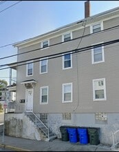 Building Photo - 1019 N Main St