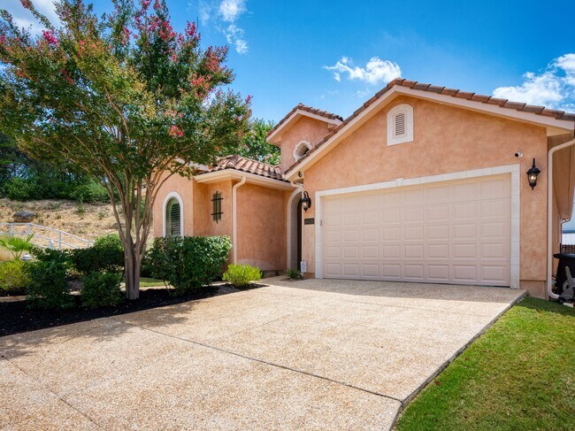 Foto del edificio - 16026 Huebner Bluff