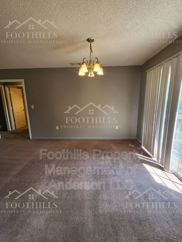 Building Photo - 226 Bridgeview Dr