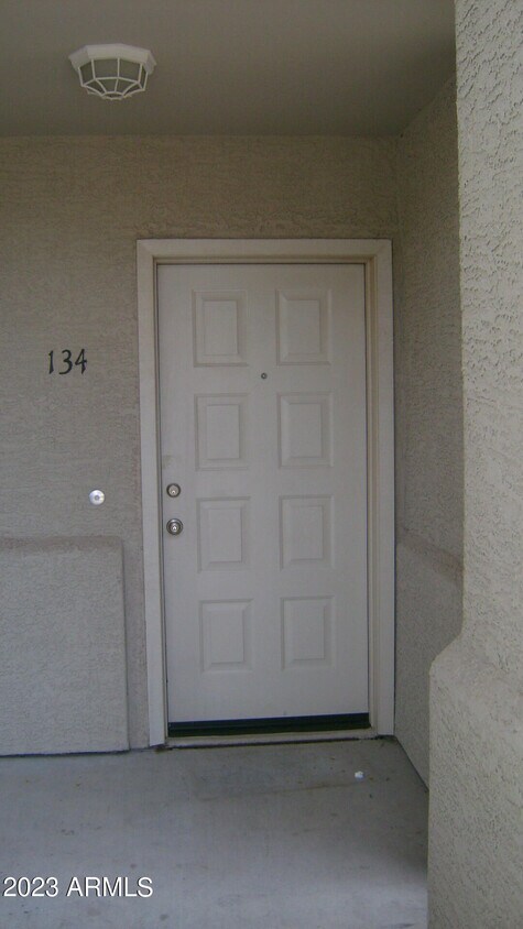 Building Photo - 537 S Delaware Dr