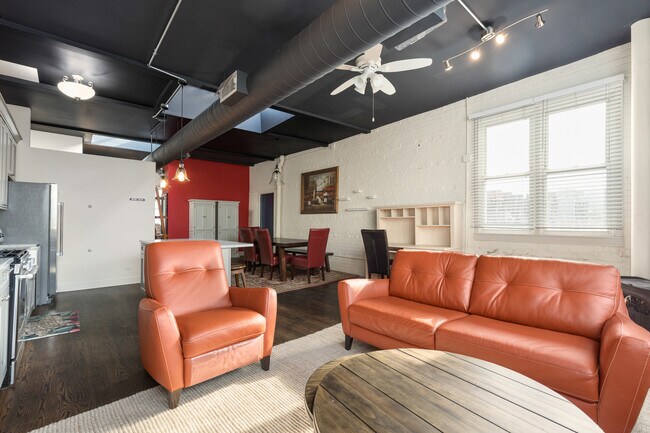 Foto del edificio - 1214 W Belmont Ave