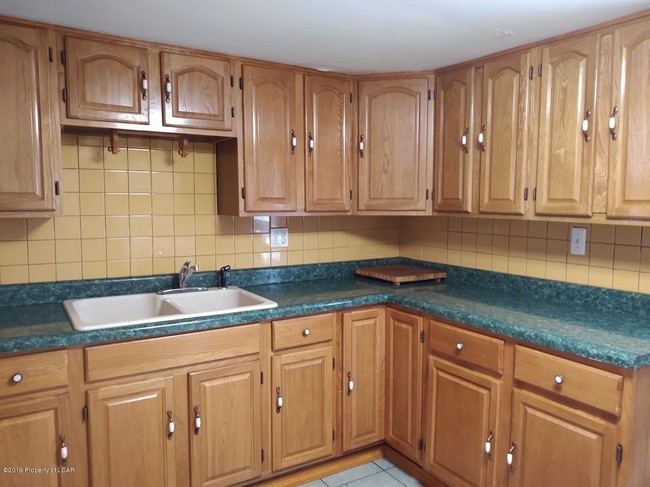 Foto del edificio - 220 Noble Ln