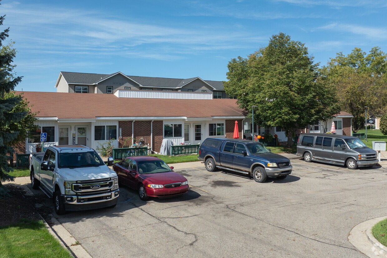 Foto del edificio - Riverbend Apartments