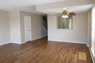 Building Photo - 217 Church St