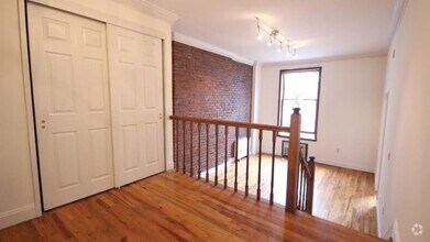 Building Photo - 126 W 82 St
