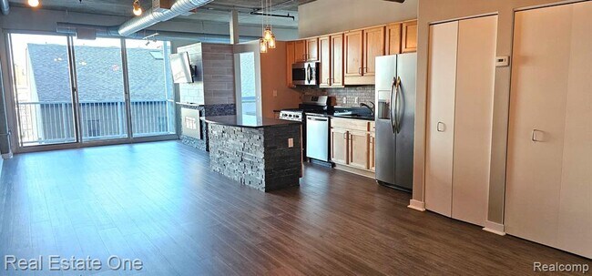 Foto del edificio - 100 W Fifth St