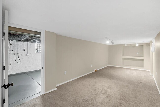 Foto del edificio - 6840 Plateau Ave