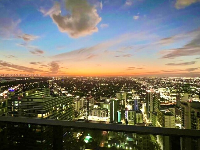 Foto del edificio - 1000 Brickell Plaza