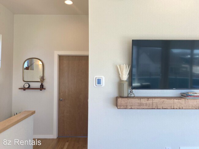 Foto del edificio - 3 br, 2 bath House - 643 Amelia Ln