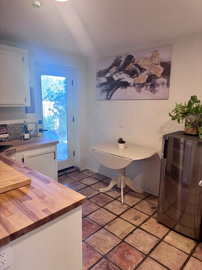 Kitchen - 1891 Bennett Meadows Ln