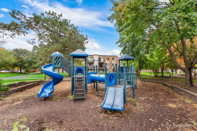 Building Photo - 1457 N Winslowe Dr