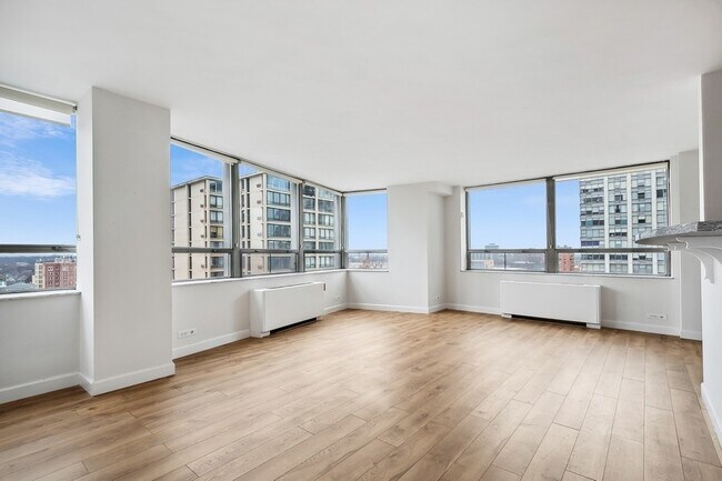Foto del edificio - 5701 N Sheridan Rd