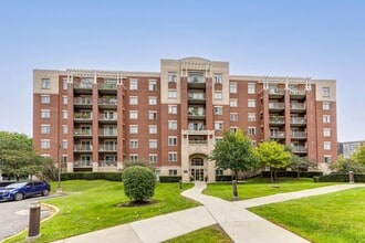 Building Photo - 8711 W Bryn Mawr Ave