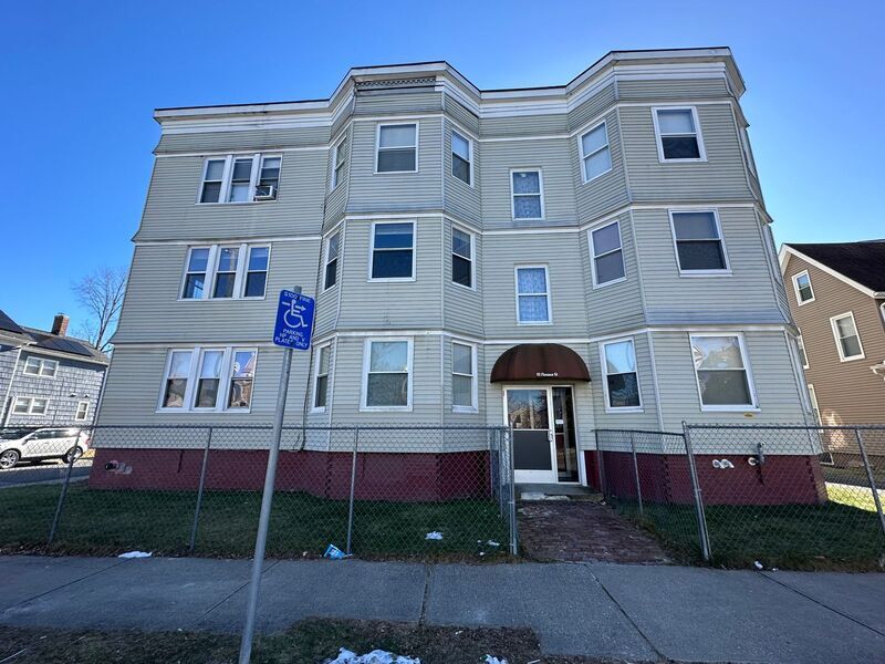 93 Florence St Unit 2L, Springfield, MA 01105 Condo for Rent in