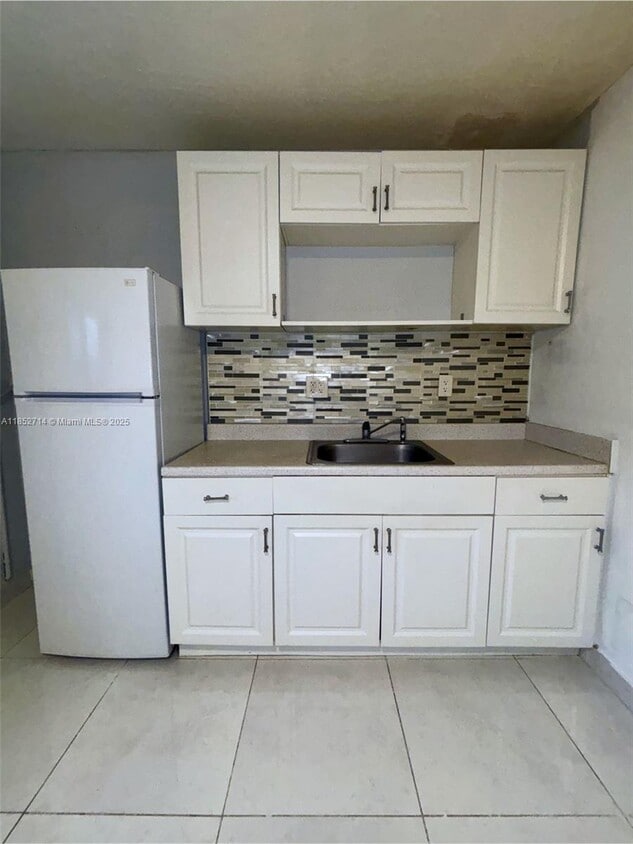 Building Photo - 17252 SW 149th Pl