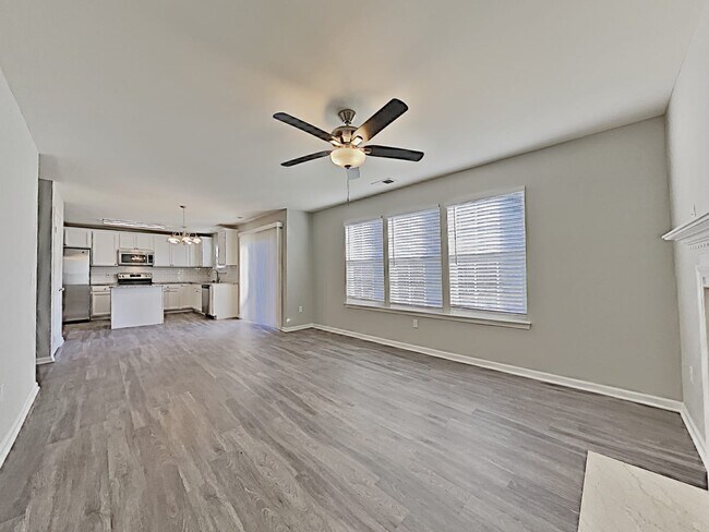 Building Photo - 2385 Saguaro Ln