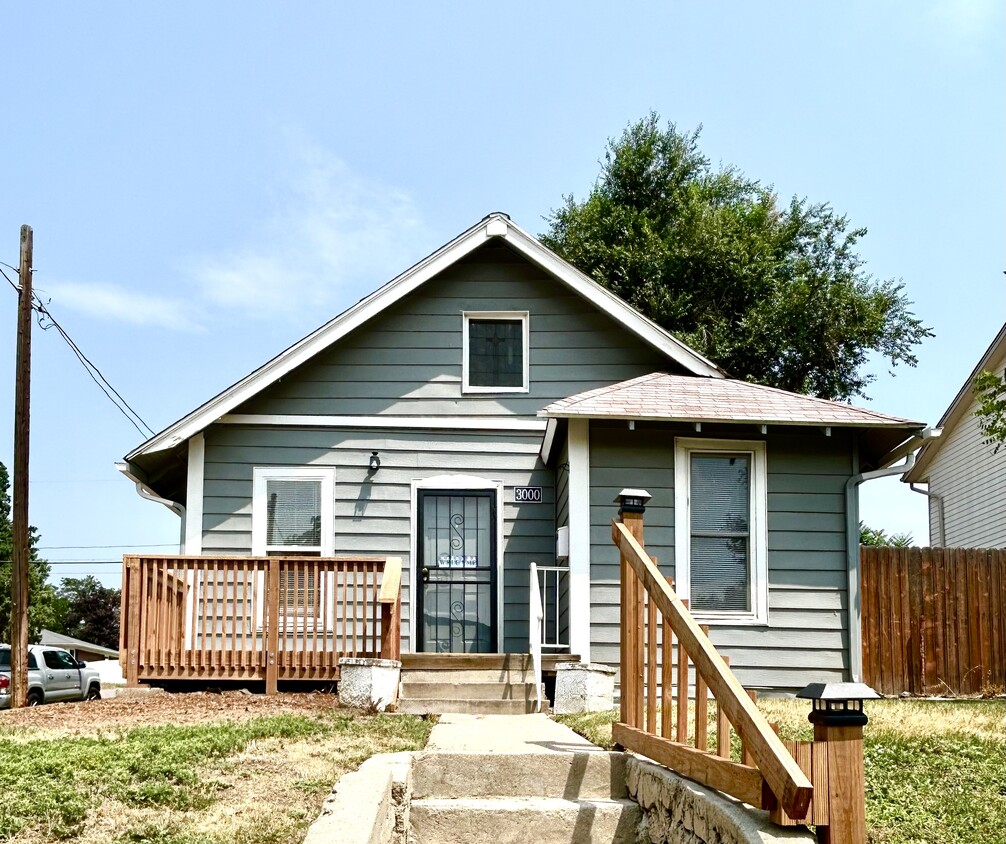 Primary Photo - 3000 S Sherman St