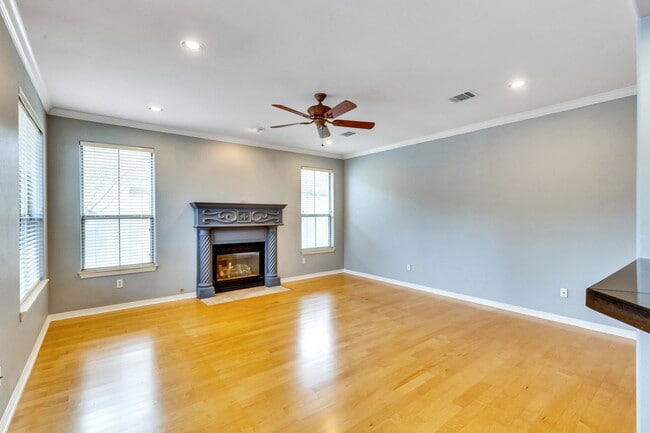 Building Photo - 11603 Ladera Vista Dr