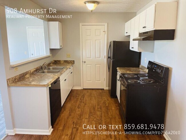 Foto del edificio - 908 Amhurst Dr