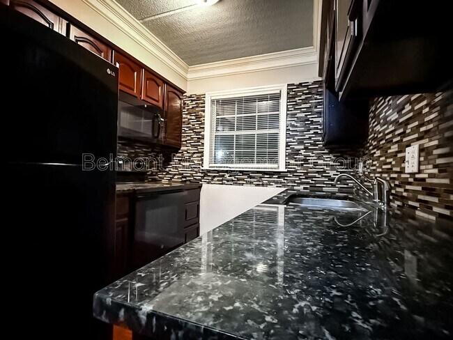 Foto del edificio - 1400 Eudora Rd