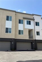 Building Photo - 7268 Ellington