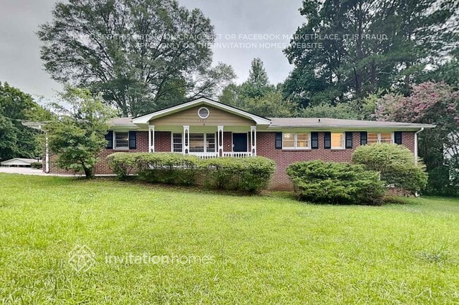 Building Photo - 1321 Laura Ln