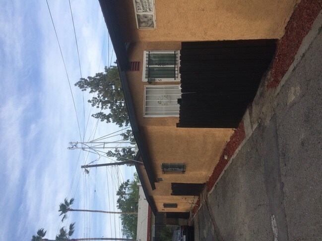 Foto del edificio - 1718 Jefferson St