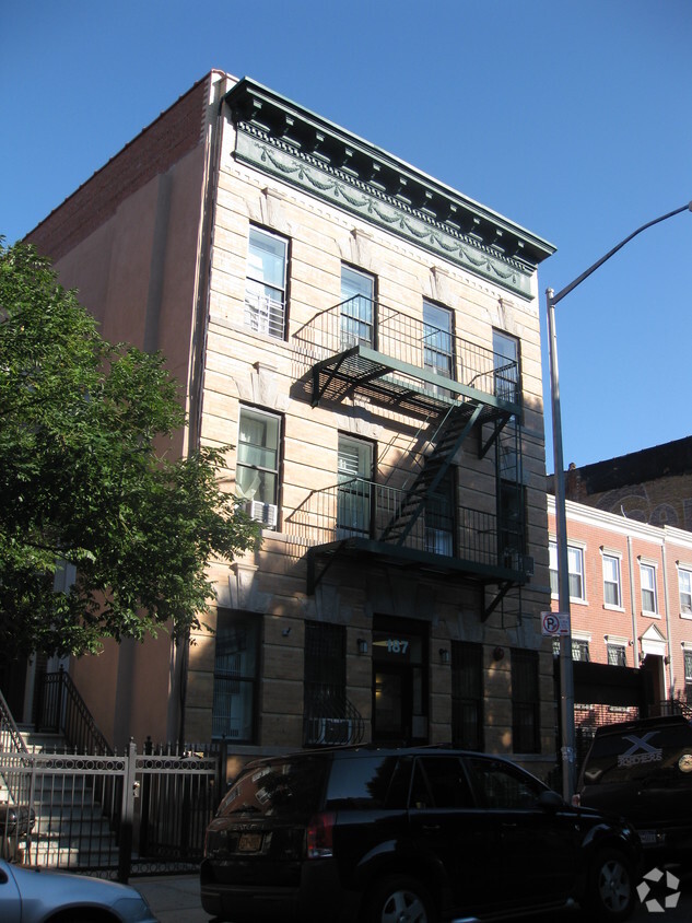 Building Photo - Knickerbocker Avenue Cluster