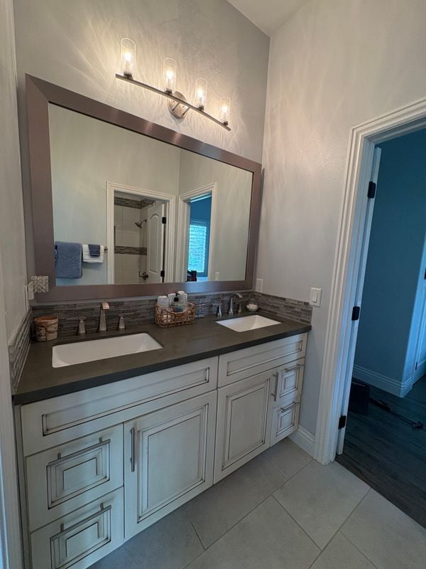 Building Photo - 250 Mt Rushmore Dr