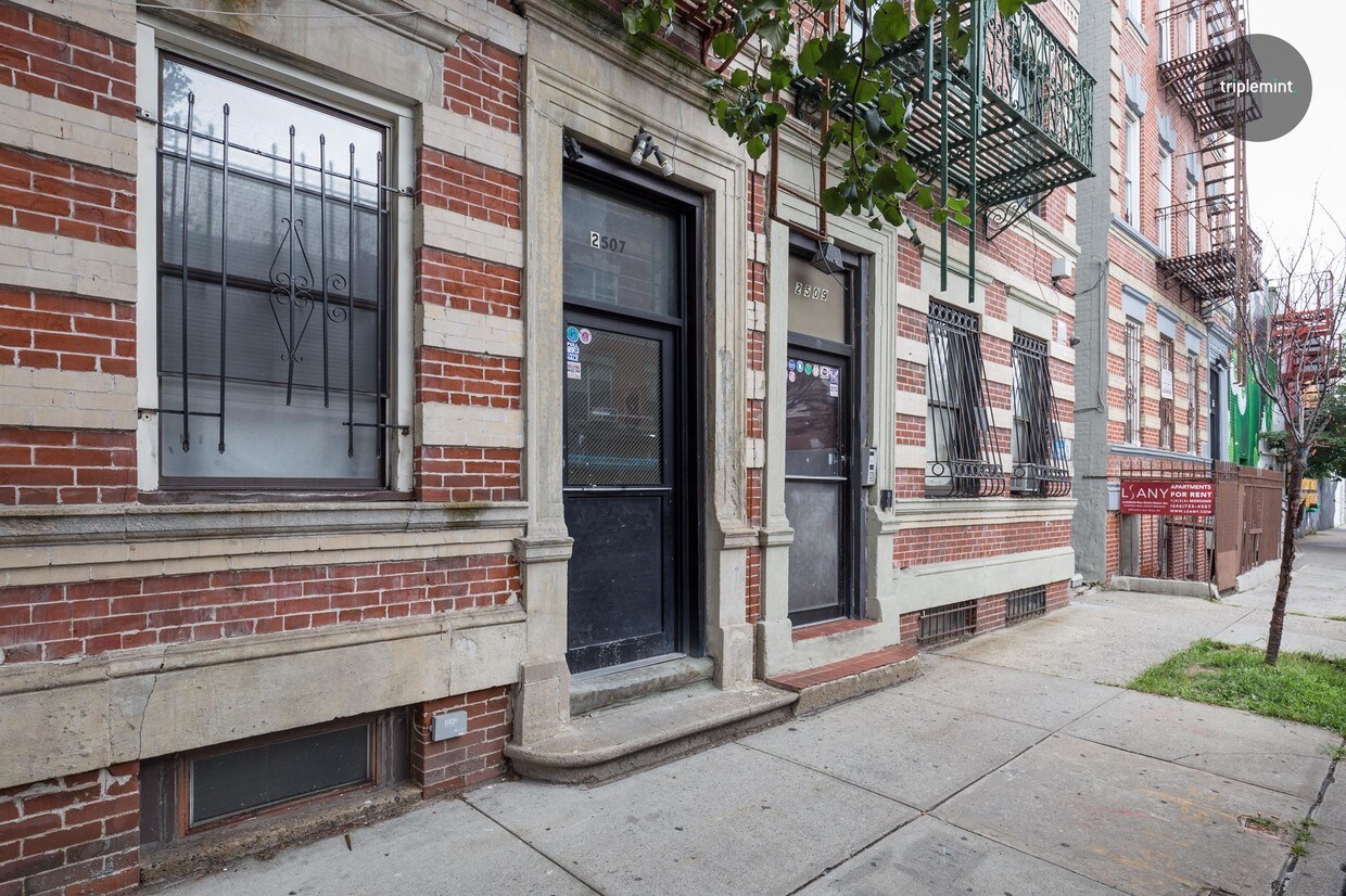 2507 Hughes Ave, The Bronx, NY 10458 Townhome Rentals in The Bronx NY