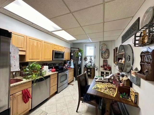 Building Photo - 354 Tappan St