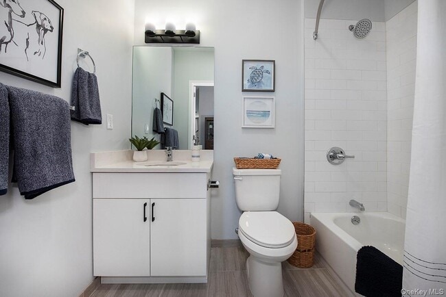 Foto del edificio - 300 Carleton Ave