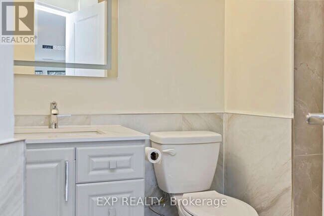 Photo du bâtiment - 72 Church St