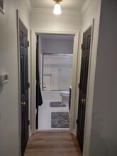 Building Photo - 402 New Brookland Pl