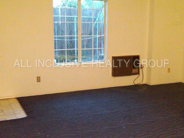 Foto del edificio - 3208 2nd Ave
