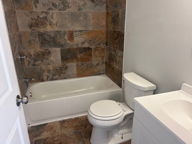 Building Photo - 731 Tallman Cir