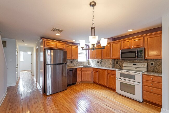 Photo - 1635 Passyunk Ave Apartment