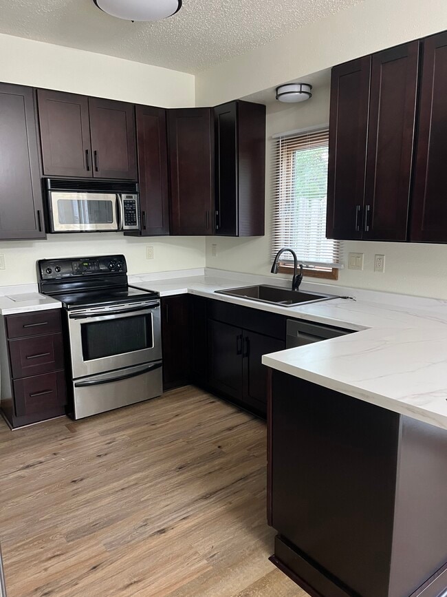 New Kitchen - 401 9th St S