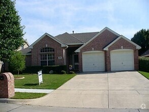 Building Photo - 608 Cherry Tree Dr