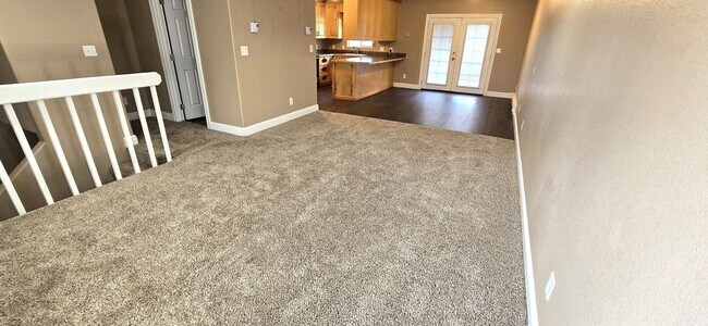 Foto del edificio - 2 Bedroom, 1.5 Bathroom, 1 Car Garage For Rent In The 4-J Subdivision
