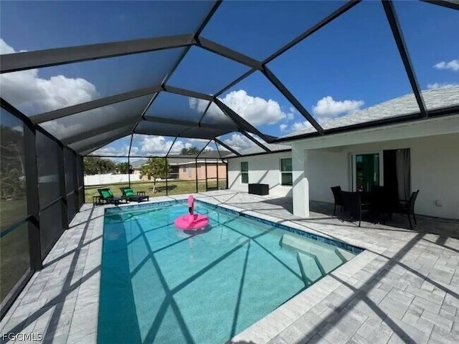 Foto del edificio - 1618 NW 5th Pl