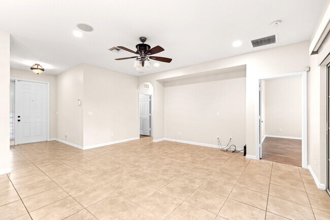Foto del edificio - 6809 Osage Cir