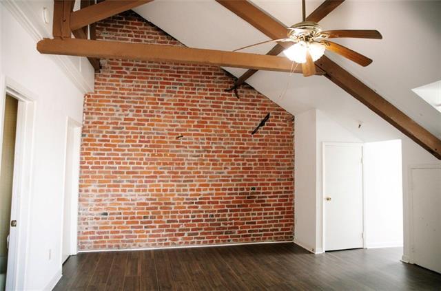 Foto del edificio - 807 Bourbon St