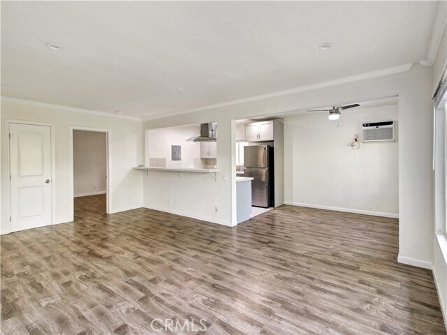 Foto del edificio - 1040 N Sierra Bonita Ave