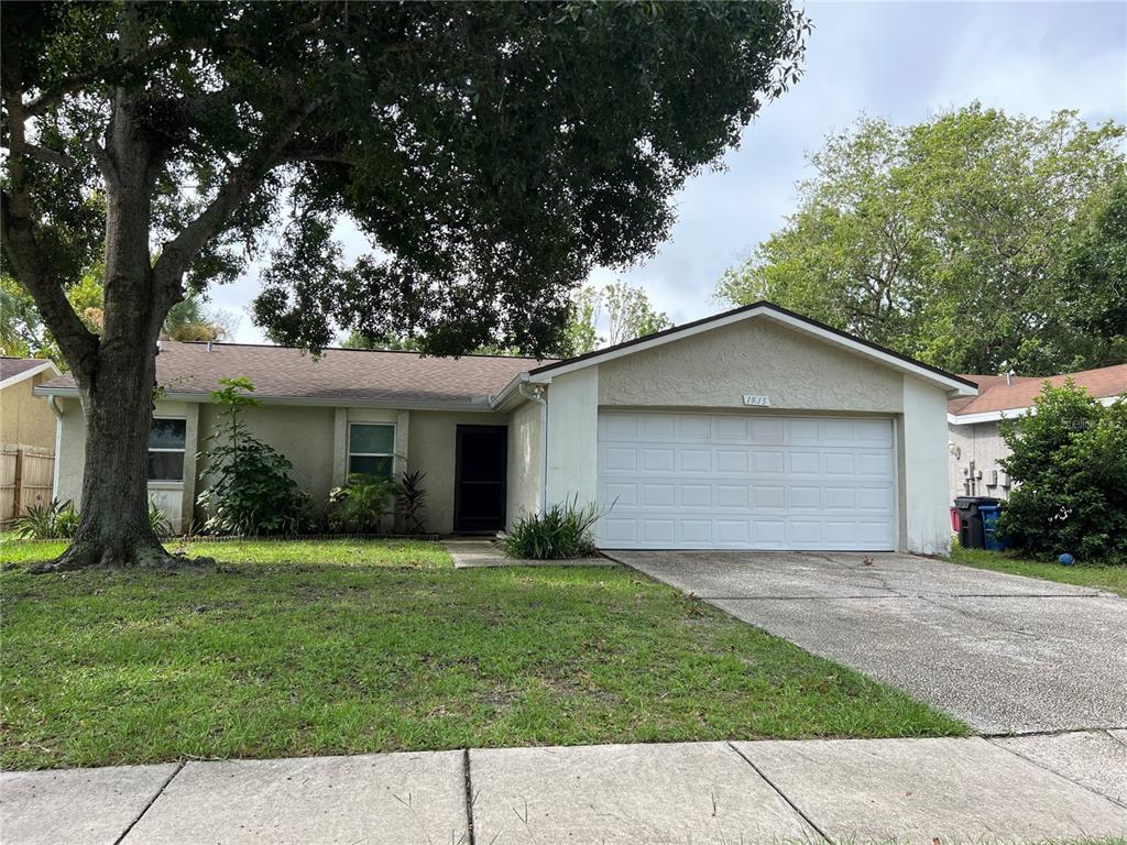 Foto principal - 1915 Saginaw Ct