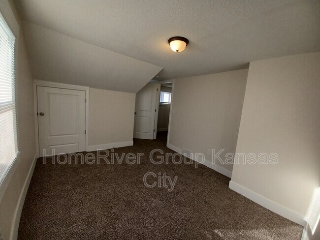 Foto del edificio - 2404 Denver Ave
