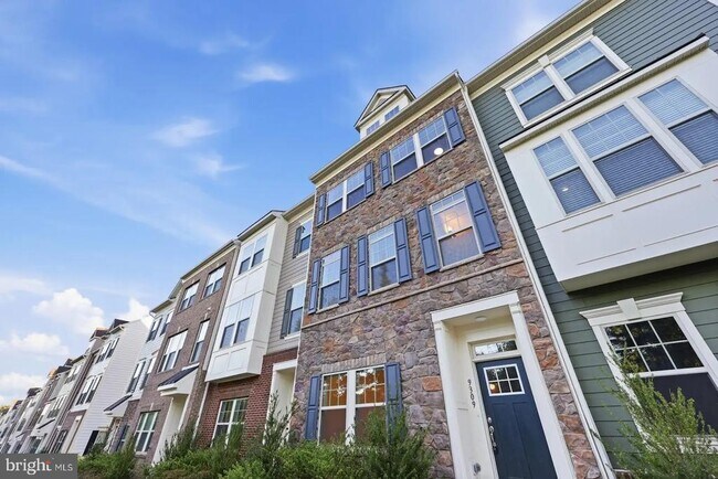 Foto del edificio - 9309 Barnes Lp