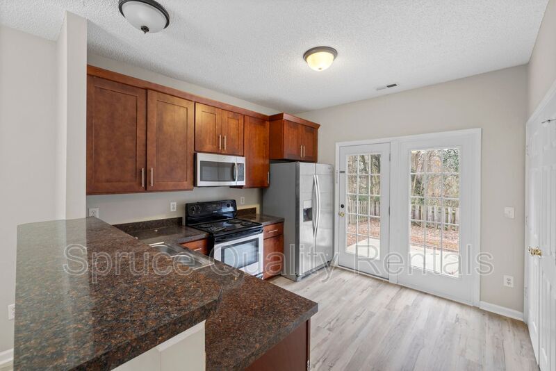 Primary Photo - 103 Litton St