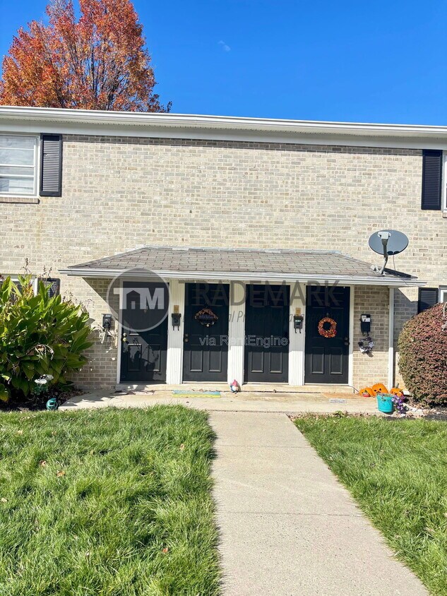 Primary Photo - 302 Lincoln Ave