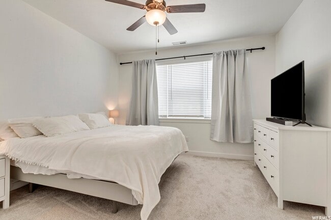 Foto del edificio - 456 Willow Leaf Rd